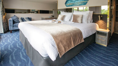 TUI River Cruises TUI Skyla Deck 3 French Balcony Suite Cabin 1.png